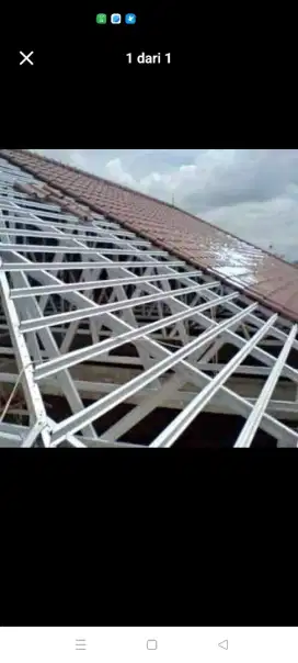 pasang rangka atap baja ringan