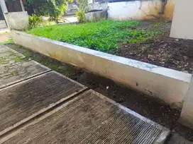 Rumah Sederhana Tenang dan teduh