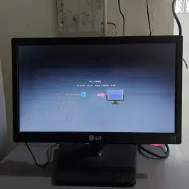 Monitor LG E1642C second 16 inch