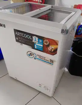 Frezer book artugo kapasitas 100liter ,mulus lus semuane, dingin cepat