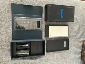 Kardus dus samsung note 8 mulus