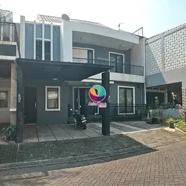 Rumah 2 lantai di perumahan Raffles hills cibubur