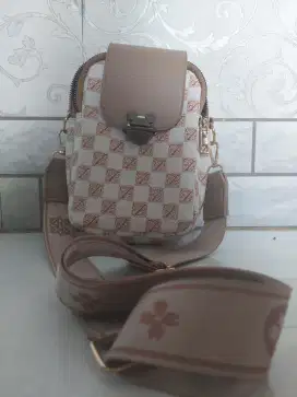 Aneka tas wanita