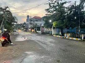 Dijual KOST-KOSTAN AKTIF LOKASI TENGAH KOTA SURABAYA
