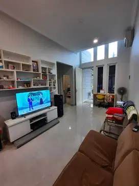 Dijual rumah siap huni lt.72m di Regency Melati Mas hanya 950 jt
