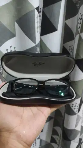 Kacamata Ray Ban RB7094D