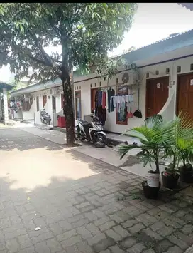 Dijual Tanah Bonus Kontrakan 78 Pintu di Kawasan Kampus UMJ, Cireundeu