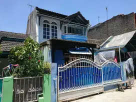 Disewakan rumah 2 lantai di Soreang kab. bandung, semi furnished