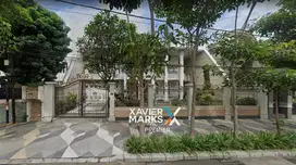 Rumah Mewah Furnished di Raya Dharmahusada Indah Surabaya Timur