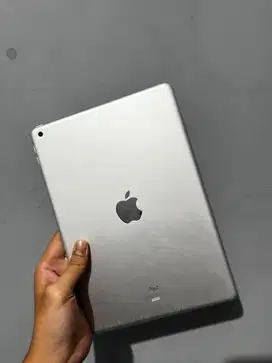 iPad 7 gen 32gb ibox resmi mulus