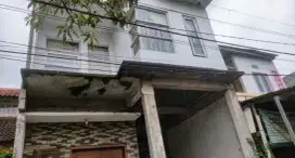 Komplek Bumi Orange Cibiru dekat dengan KCIC, Masjid Aljabbar