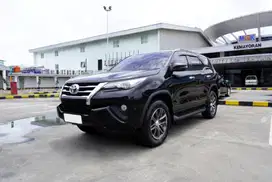 ‼️TDP MINIM 15 JUTA‼️ Toyota Fortuner 2.4 VRZ Solar AT Diesel 2018 TRD