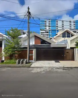 Rumah Dharmahusada Indah Timur  STRATEGIS SIAP HUNI   Dimensi: 15x20 L