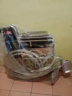 Kursi roda GEA baru