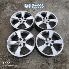 Oem TOYOTA HARIER R18 pcd 5 x 114 lebar 7 off 35