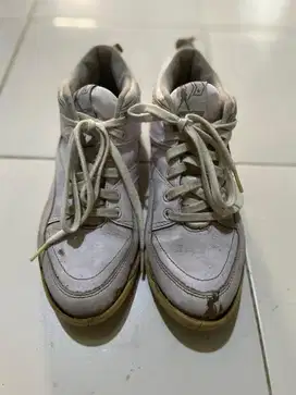 For Sale Sepatu Cheers Precise Size 38