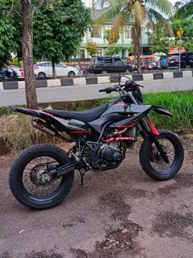 Yamaha WR 155 VVA