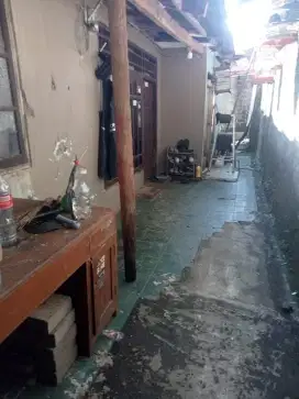 Rumah kontrakan jual apa adanya di cipayung kota Depok