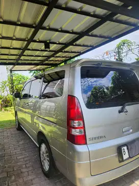 Nissan Serena 2012 Bensin