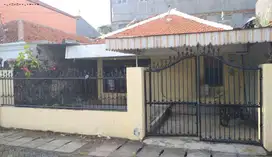 Rumah Lebak Arum, STRATEGIS, CARPORT, ROW 2 MOBIL
