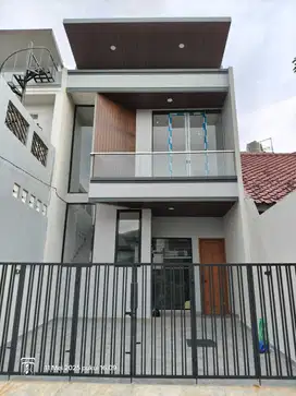Dijual Rumah Bangunan Baru 2 Lantai Di Serpong Villa Melati Mas.