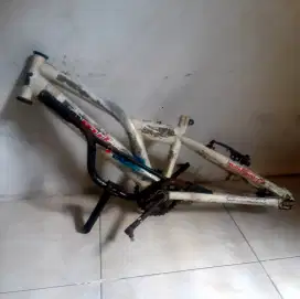 Frame Rangka BMX uk 20 Dan Setir