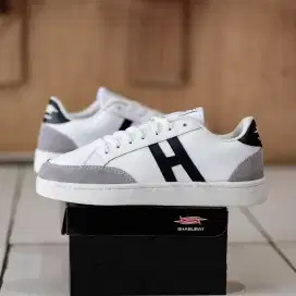 SABURAY VENOM WHITE BLACK SOL WHITE