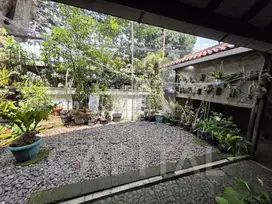 RUMAH TINGGAL DI PERINTIS SARIJADI DEKAT SETRADUTA BANDUNG