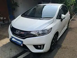 DP Rendah  10JT Honda Jazz 1.5 RS Bensin-AT 2016 Putih