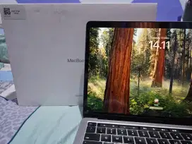 Mac Book Pro M1 2020 13inch 8/512