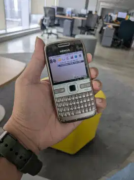 Nokia E72 Symbian Original Gold