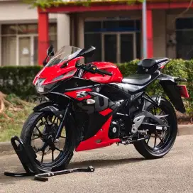 SUZUKI GSX 150R MERAH 2021 KM LOW MULUS PAJAK PANJANG