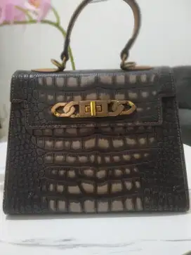 Tas wanita merk MOVDARL kekinian