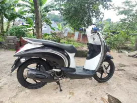 Scoopy Last Edition 2012 Karbu