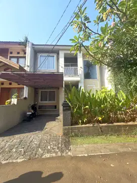 DIJUAL RUMAH HOMIE 2 LANTAI CANTIK SIAP HUNI DI BUMI BINTARO PERMAI