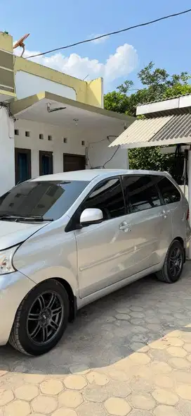 Velg Hsr R16 + Ban Gtx Champiro 205/55