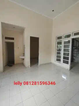 Dijual Cepat Rumah lt 105 Dekat Masjid Kota Wisata