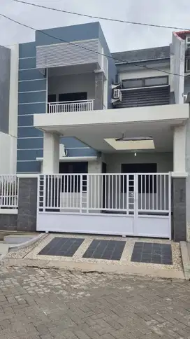 Dijual Rumah Deltasari Waru 2 Lantai Bagus Terawat Siap Huni 2 LT