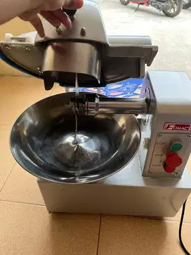 alat penggiling daging