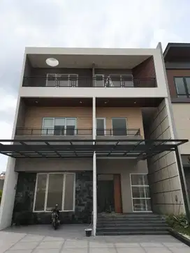 DIJUAL RUMAH INSAH DAN MEWAH SIAP HUNI DI SUTERA ONYX ALAM SUTERA