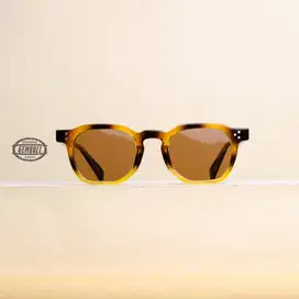 GEMBULL GLASSES - SUNGLASSES KOTAK TEBAL KEREN - DAFINA 05