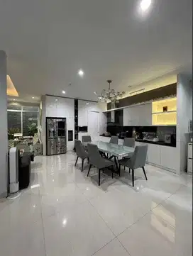 Dijual Rumah Di Golf Lake Residence Posisi Rumah depan taman