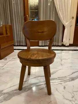 Kursi kayu jati solid utuh/ kursi mewah / kursi antik