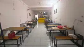 Meja dan bar warkop