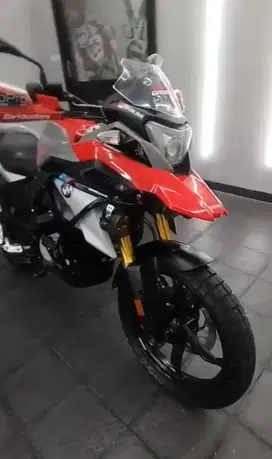 BMW G310GS Merah