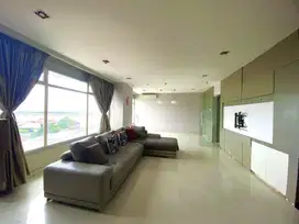Apartemen Pantai Mutiara Damar 161m2 3BR Semi Furnish Sea View
