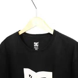 Kaos DC Logo Tee Hitam