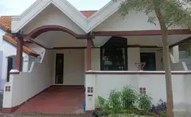 Disewakan Rumah cantik Siap Huni Taman Puspa Raya Citraland