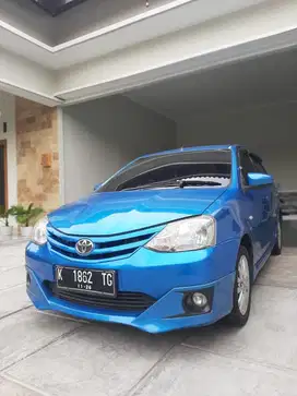 Etios Valco G M/T 2013
