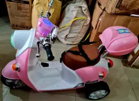 MOTOR AKI HONDA SCOOPY PMB Amore M 338 ( Remote Kontrol & Seatbelt